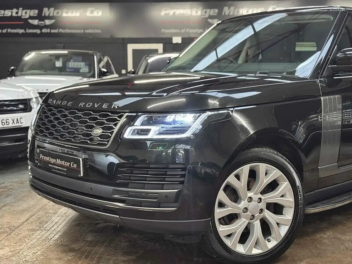 2019-land-rover-range-rover-30-sd-v6-vogue-big-17