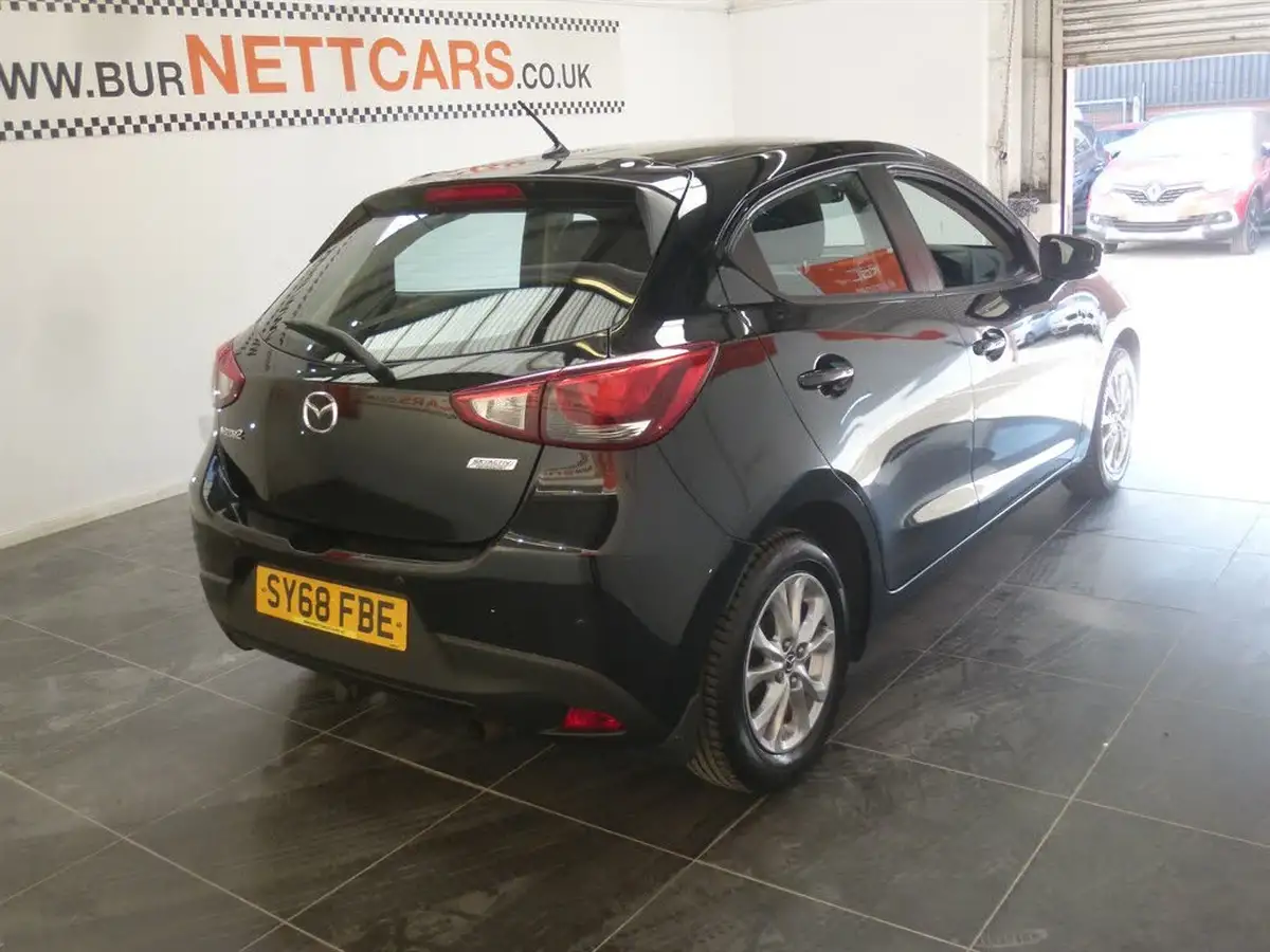 2018-mazda-mazda2-15-se-l-big-7