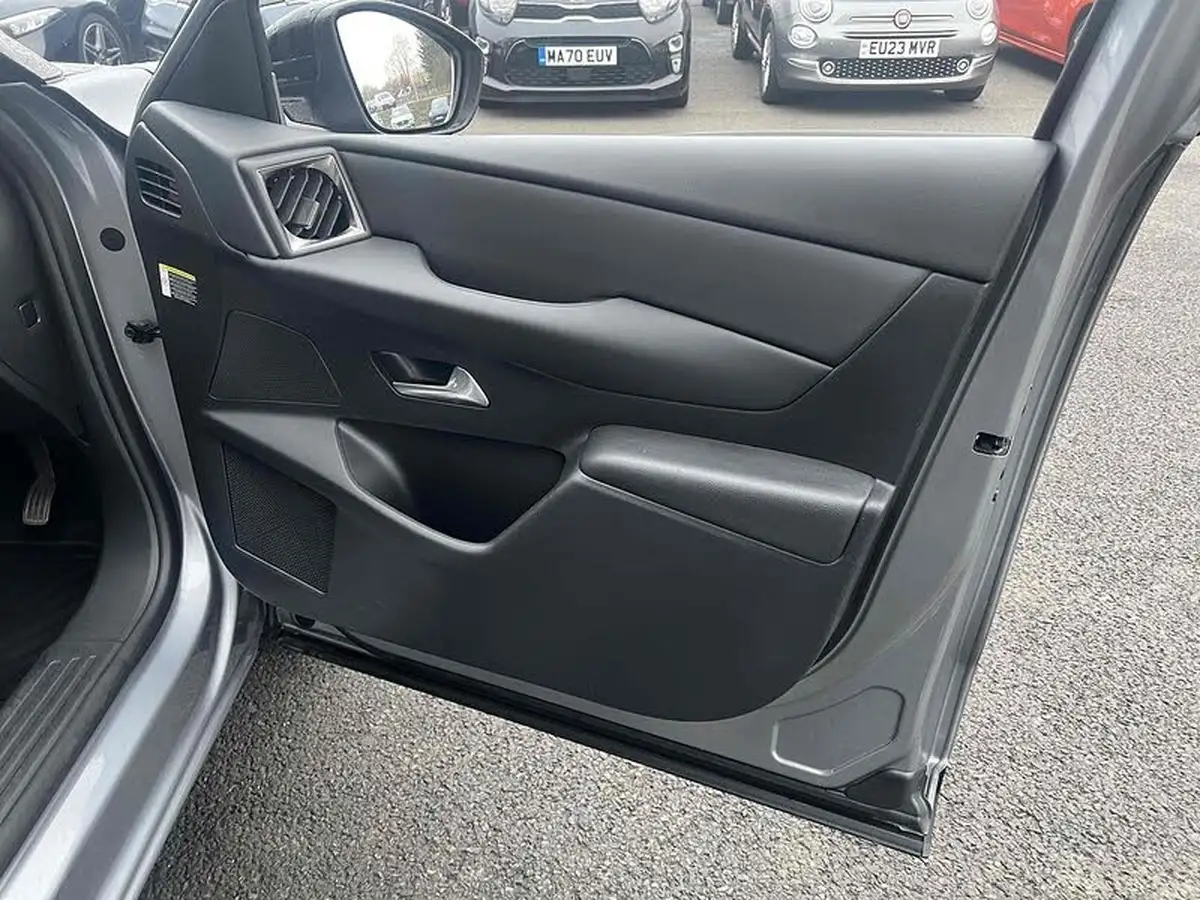 2021-ds-ds-3-crossback-e-tense-prestige-big-15