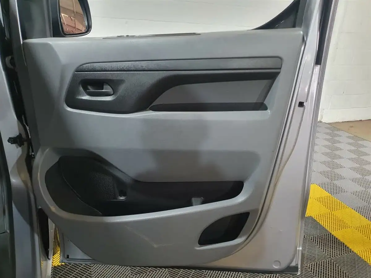 2019-citroen-dispatch-20bluehdi-enterprise-m-1400-120pseu6d-ss-panel-big-32
