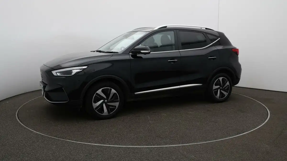 2023-mg-zs-suv-e-trophy-ev-156ps-long-range-big-66