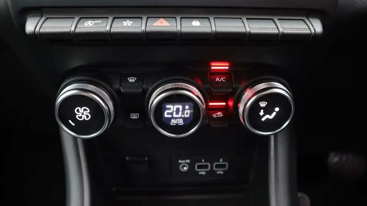 2021-renault-captur-13-tce-s-edition-140ps-edc-auto-big-12