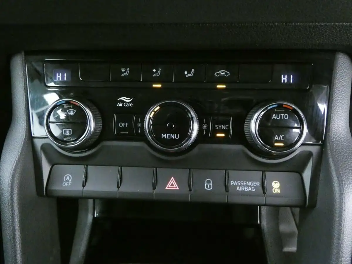 2022-skoda-karoq-10-tsi-se-big-15