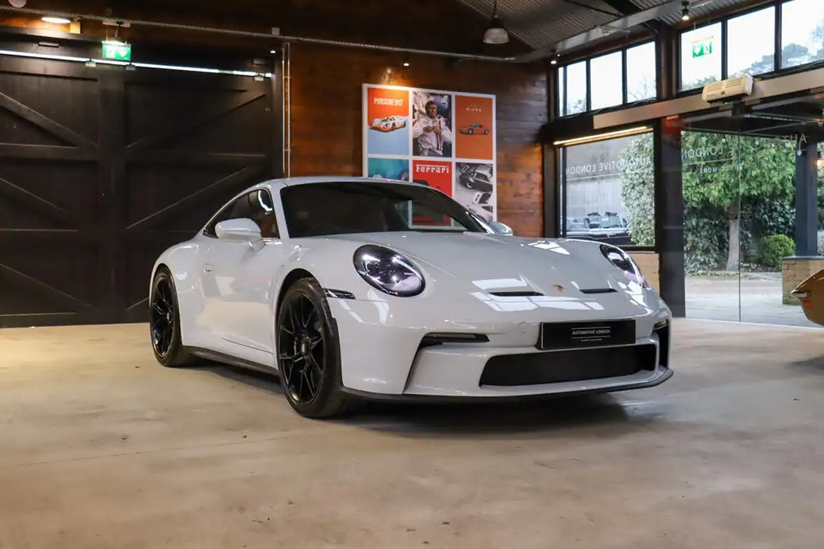 2022-porsche-911-40-gt3-rwd-touring-package-pdk-big-1