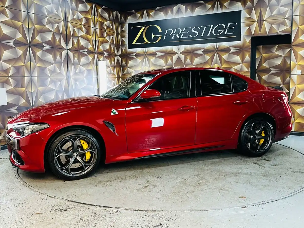 2018-alfa-romeo-giulia-29-biturbo-quadrifoglio-big-21