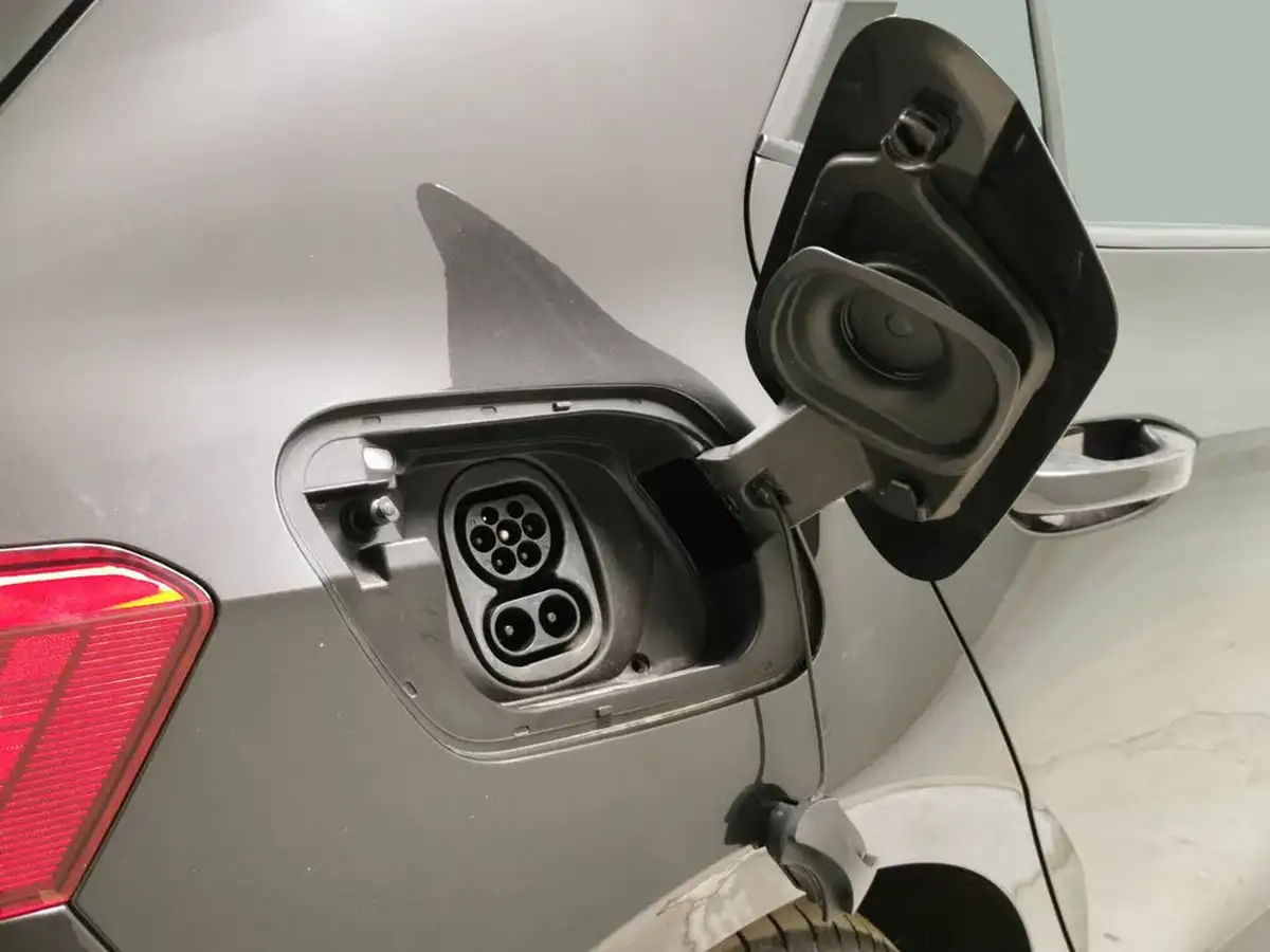 2021-volkswagen-id3-e-life-204ps-58kwh-pro-performance-big-35