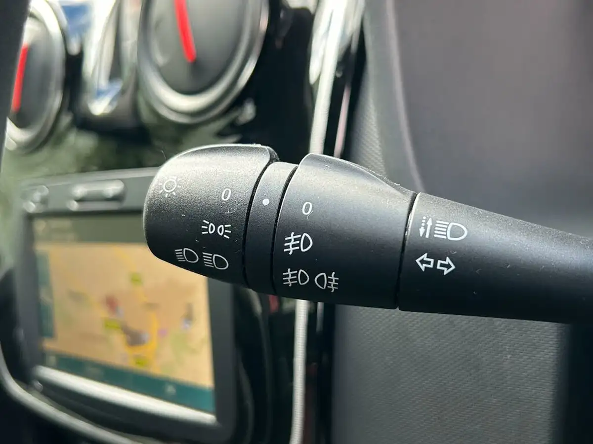 2019-dacia-sandero-stepway-09-tce-techroad-big-24