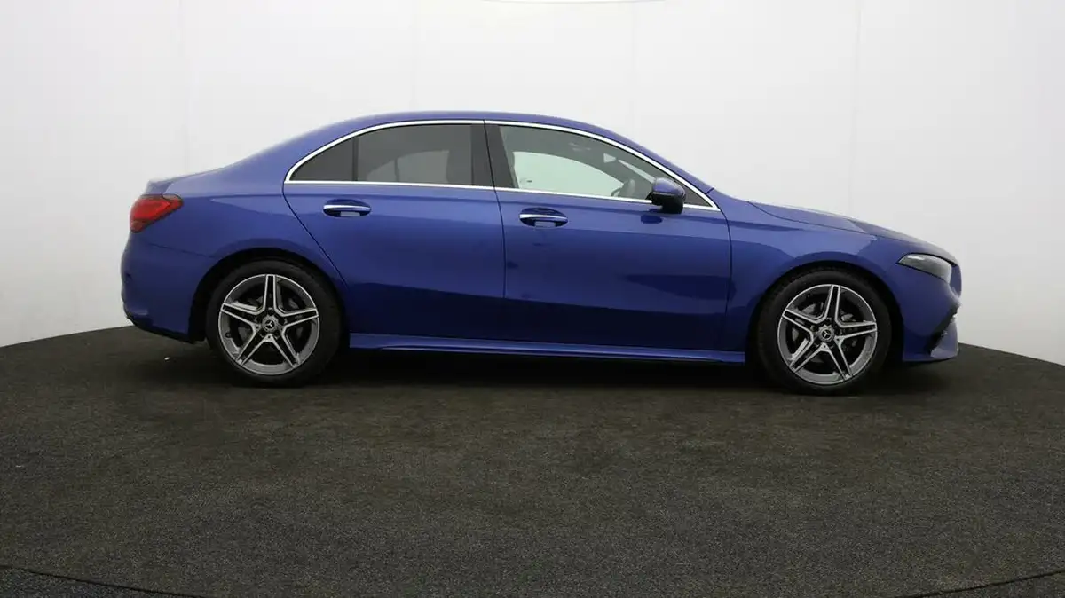 2024-mercedes-benz-a-class-13-a200-amg-line-executive-saloon-4d-big-37