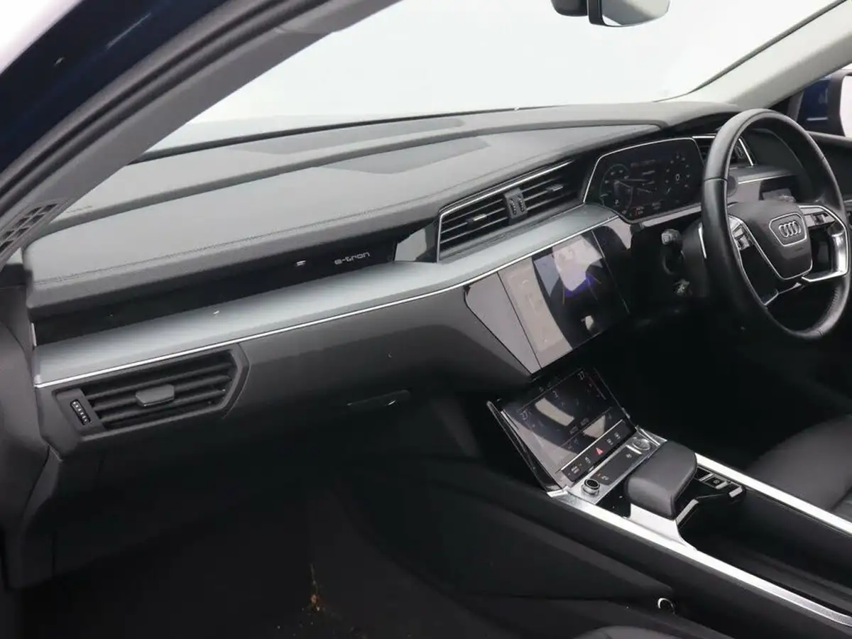 2020-audi-e-tron-50e-technik-big-22