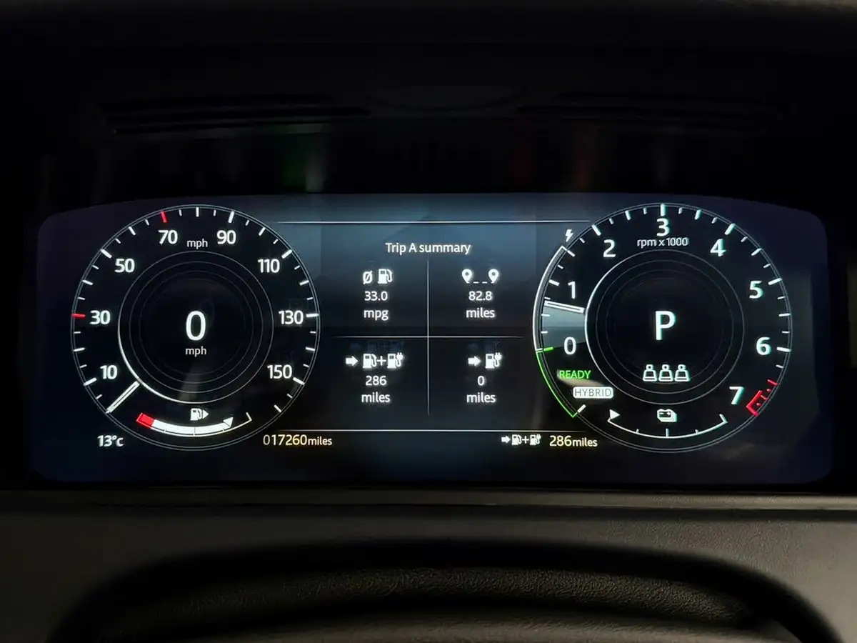 2021-land-rover-range-rover-velar-20-p400e-r-dynamic-hse-big-48
