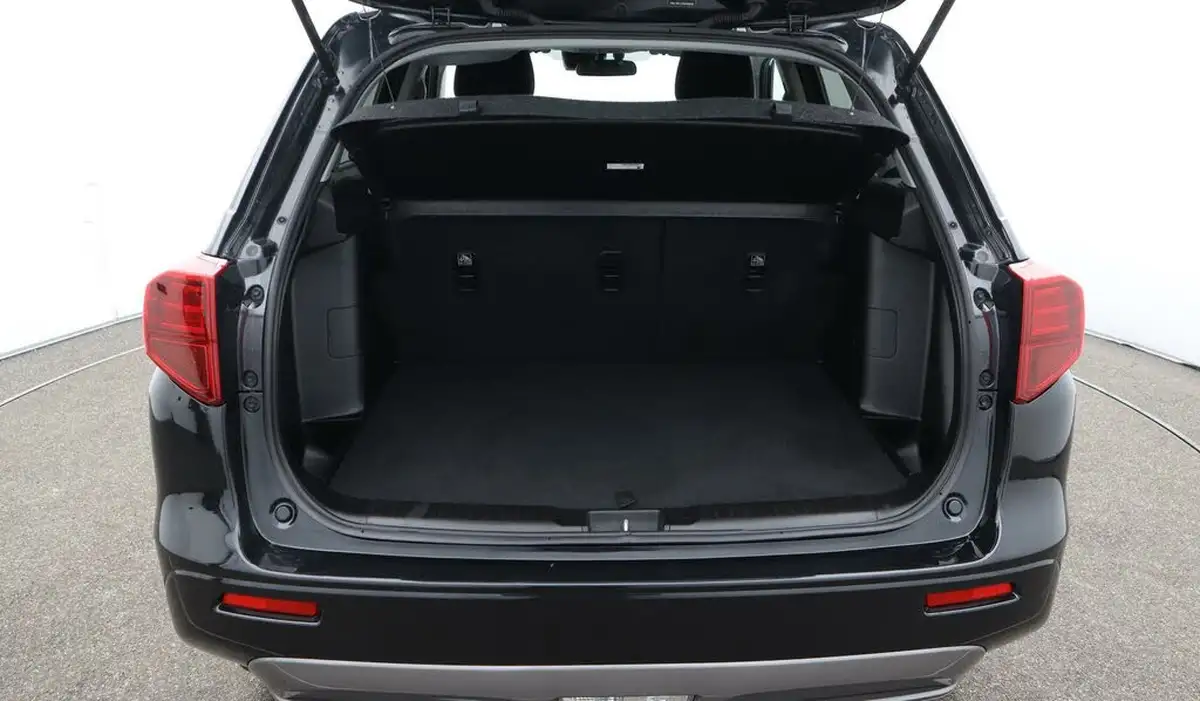 2023-suzuki-vitara-14-boosterjet-sz-t-big-16