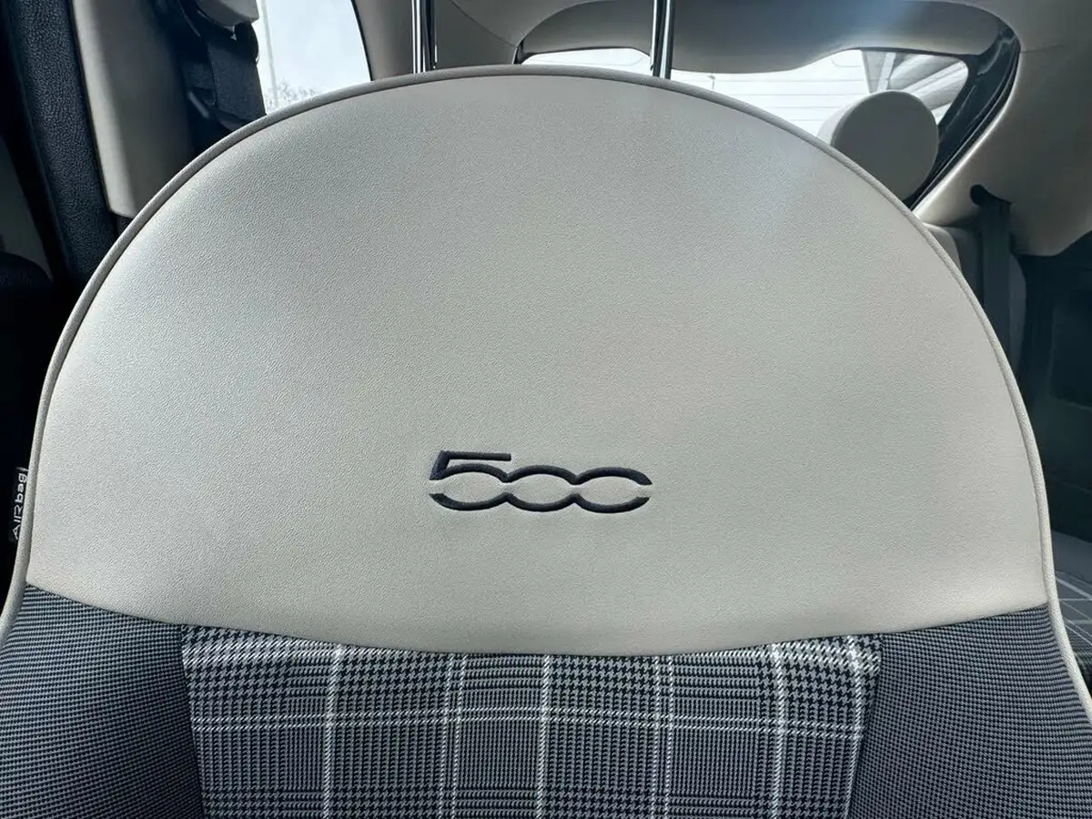 2018-fiat-500-12-lounge-big-27