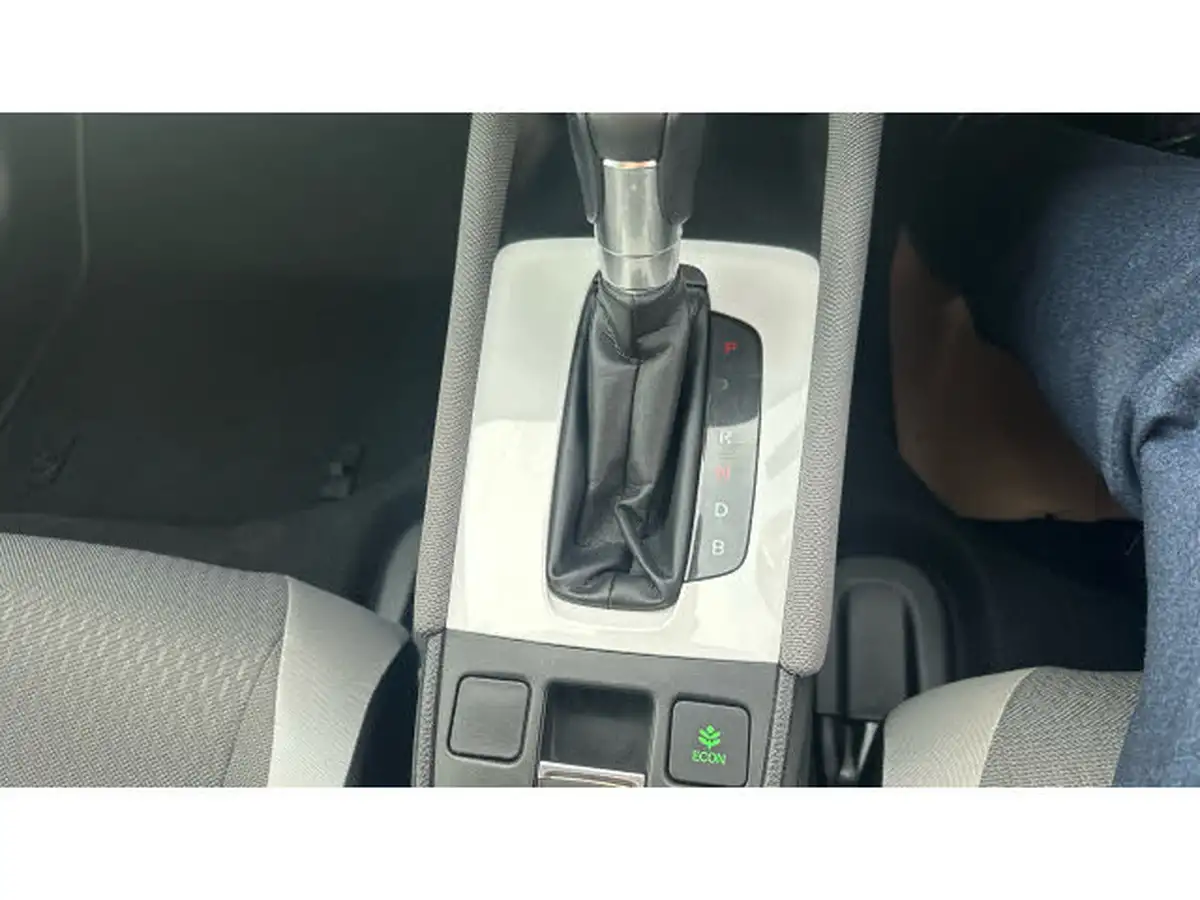 2022-honda-jazz-15-i-mmd-ex-109ps-big-12