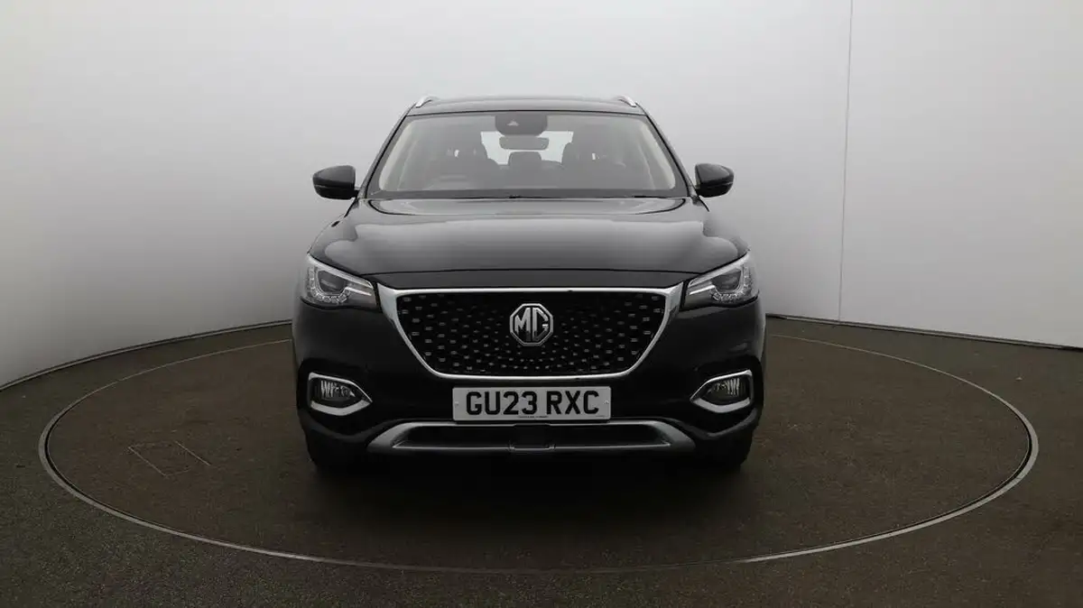 2023-mg-hs-15t-gdi-excite-162ps-big-2