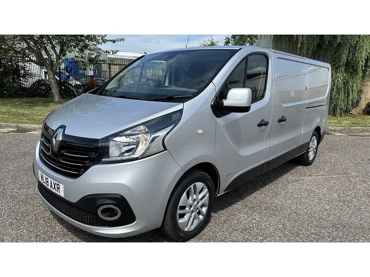 2018-renault-trafic-16dci-ll29-125-sport-nav-energy-125-e6-panel-van-big-72