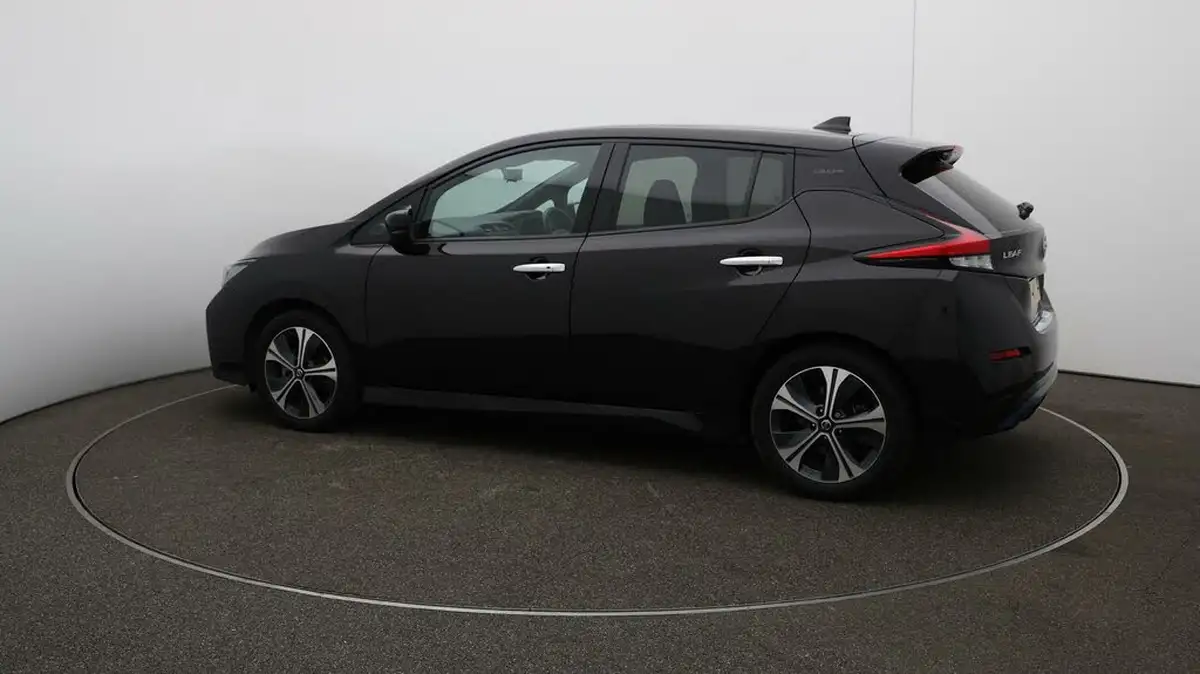 2021-nissan-leaf-e-10-40kwh-big-42