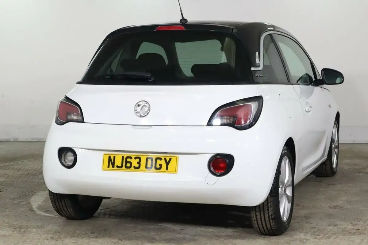 2013-vauxhall-adam-14-jam-87ps-big-3