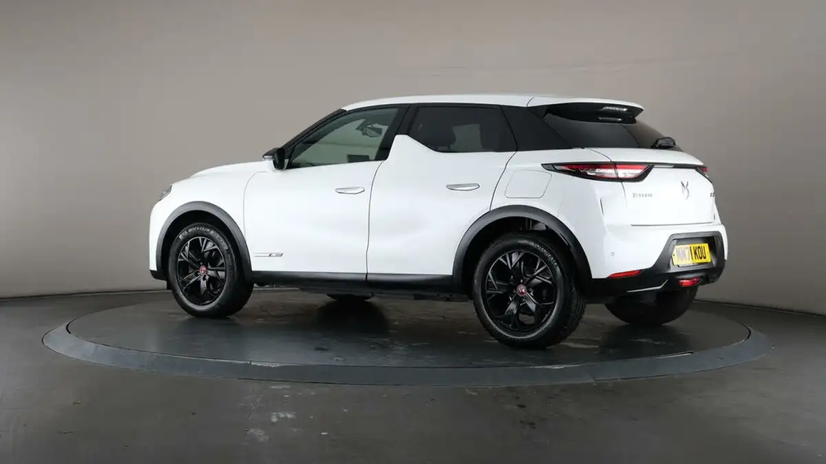 2021-ds-ds-3-crossback-e-tense-performance-line-big-73