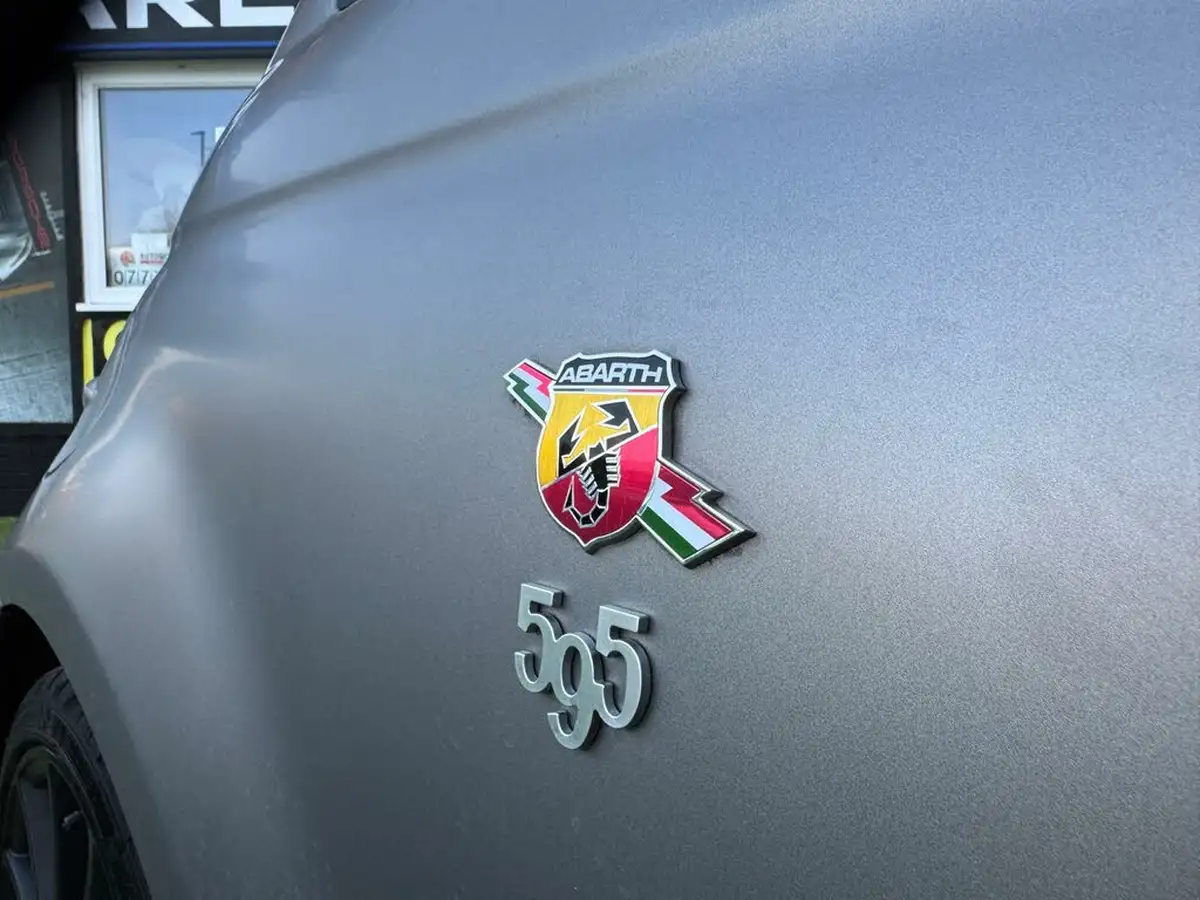 2020-abarth-500c-14-tjet-595c-competizione-big-55