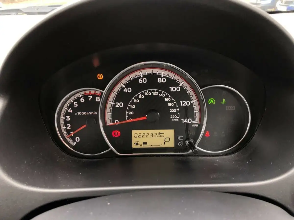 2020-mitsubishi-mirage-12-design-cvt-big-17