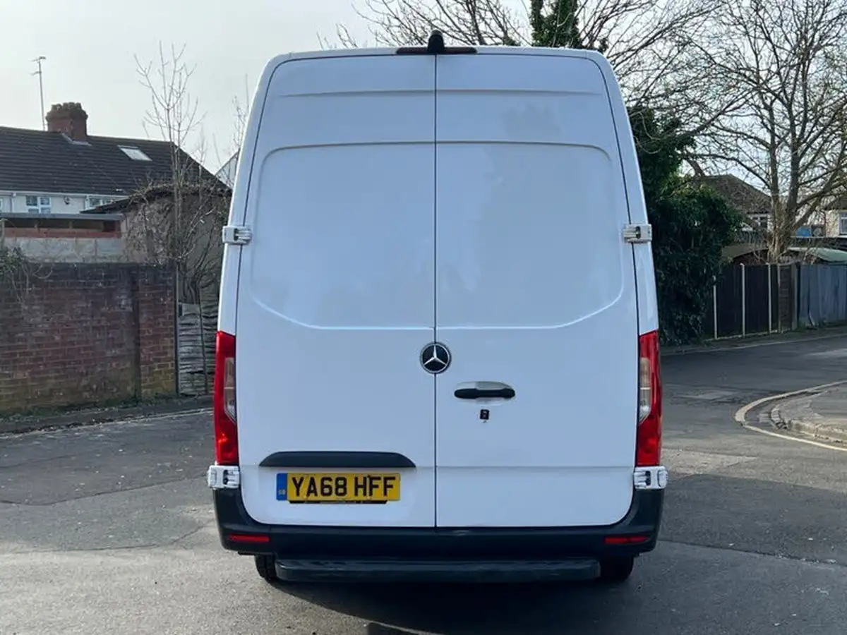 2018-mercedes-benz-sprinter-21cdi-311-l2h1-panel-van-rwd-eco-gear-360-big-3