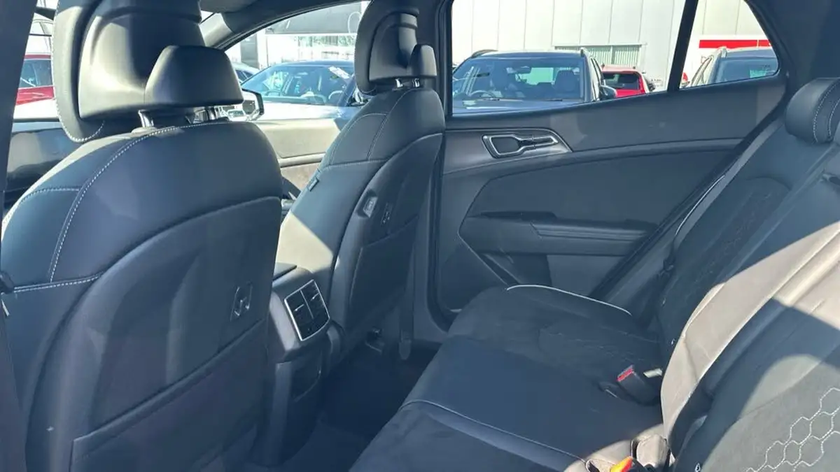 2024-kia-sportage-16-t-gdi-gt-line-148bhp-48v-dct-big-8