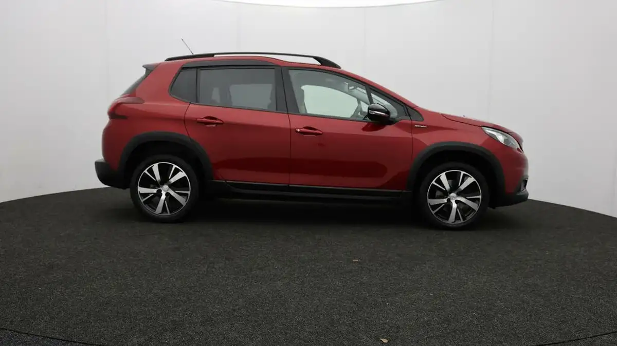 2019-peugeot-2008-suv-12-puretech-gt-line-110bhp-eat6-big-7