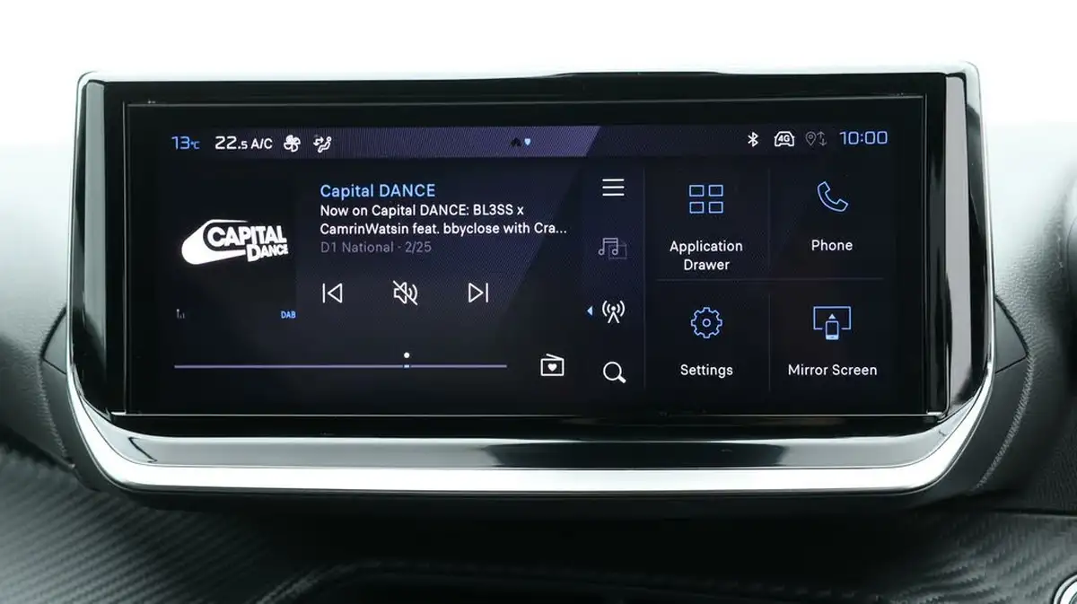 2023-peugeot-2008-suv-12-puretech-allure-big-11