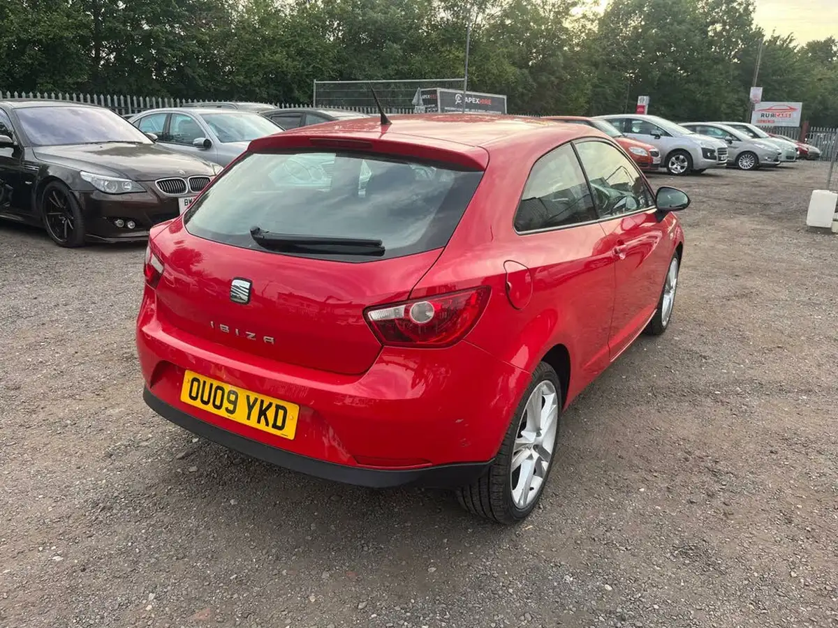 2009-seat-ibiza-14-sportcoupe-3d-big-4