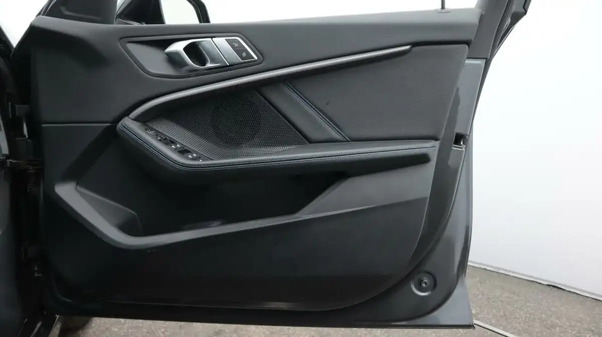 2020-bmw-1-series-15-118i-m-sport-138bhp-big-15
