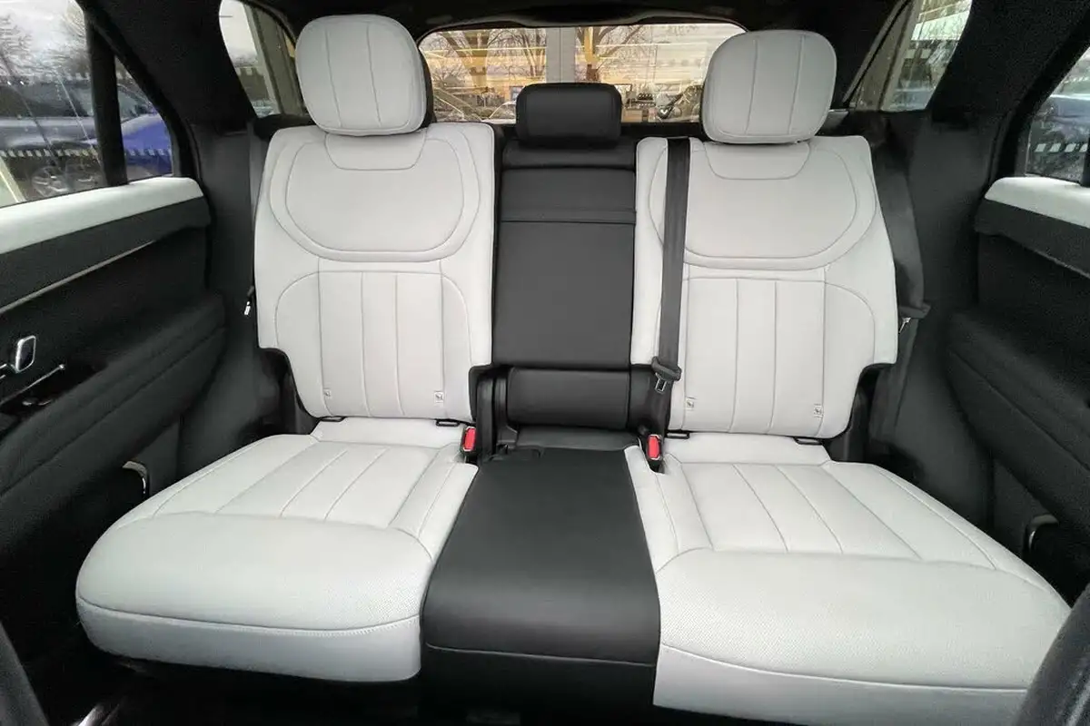 2024-land-rover-range-rover-sport-30-p460e-autobiography-big-10