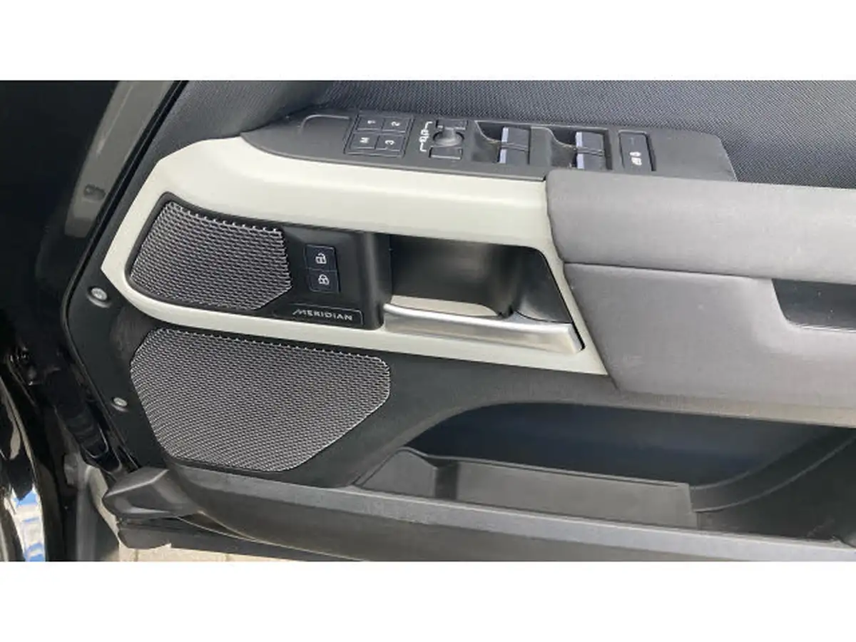 2023-land-rover-110-defender-20-p400e-x-dynamic-se-big-29