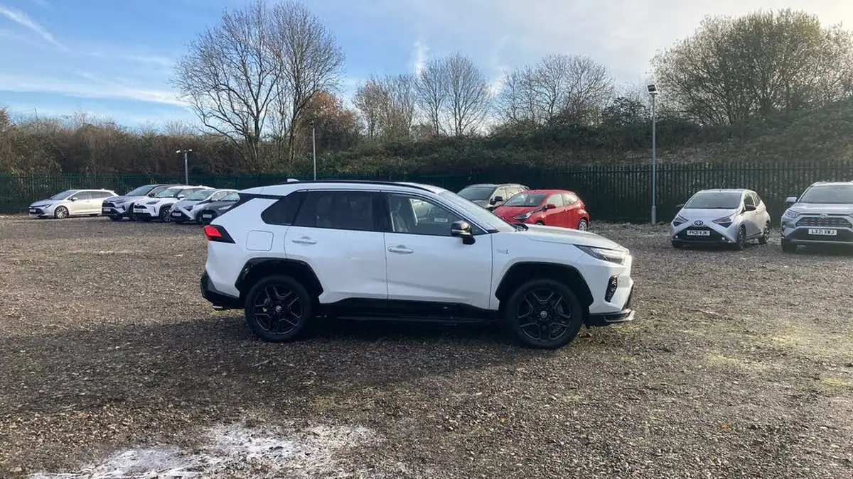 2024-toyota-rav4-25-vvt-i-gr-sport-302bhp-plug-in-big-15
