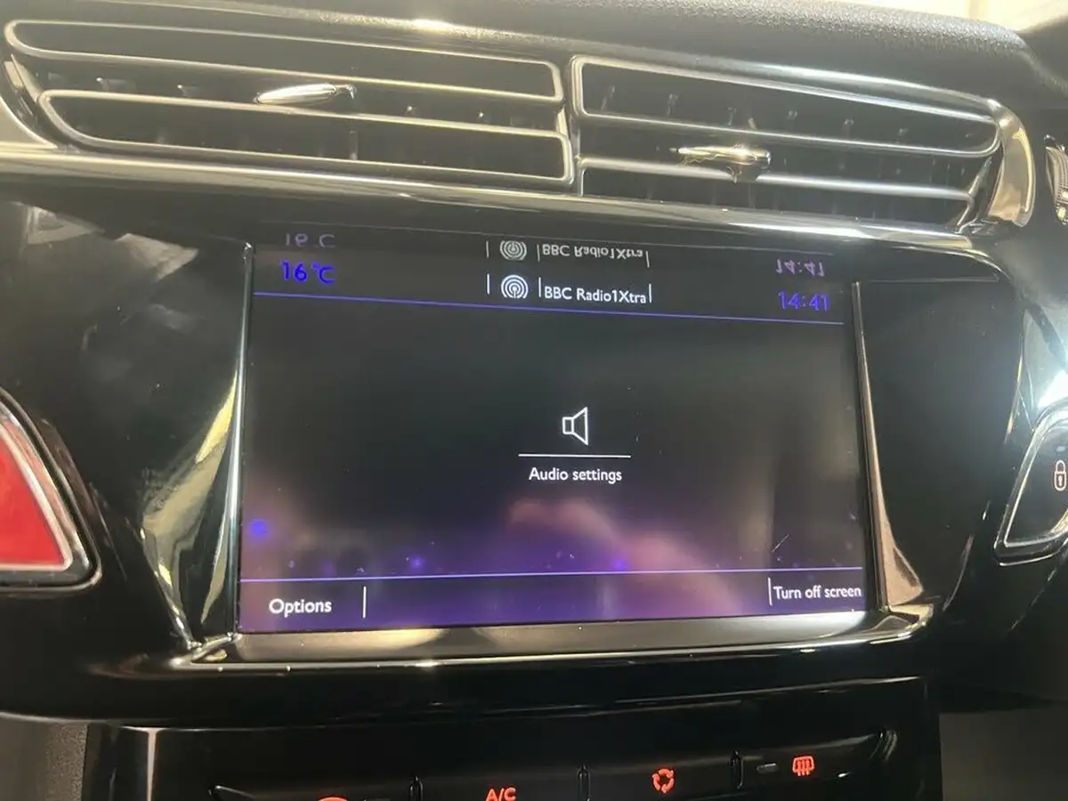 2017-ds-ds-3-12-puretech-connected-chic-82ps-big-53