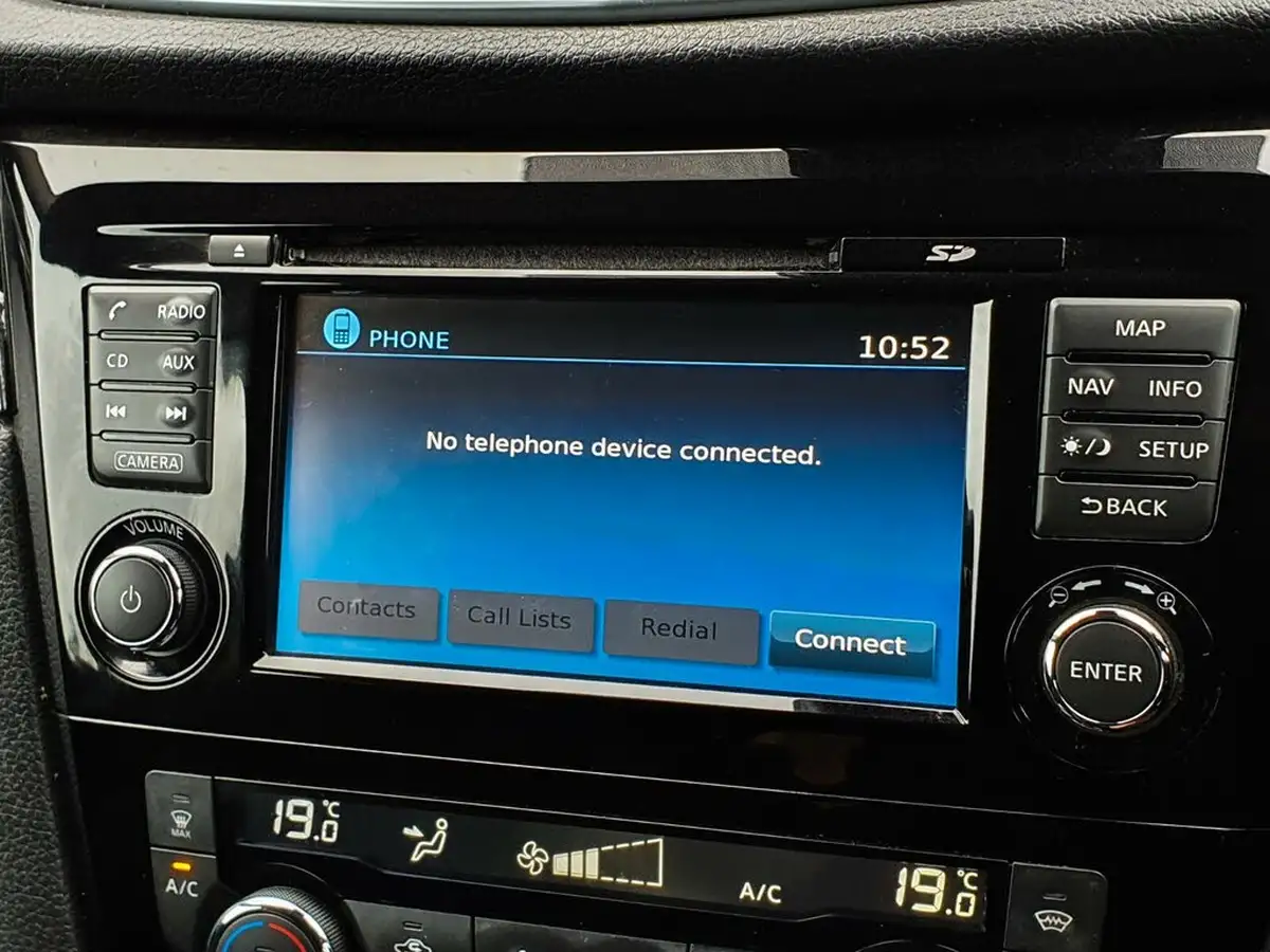 2018-nissan-qashqai-12-dig-t-n-connecta-big-26