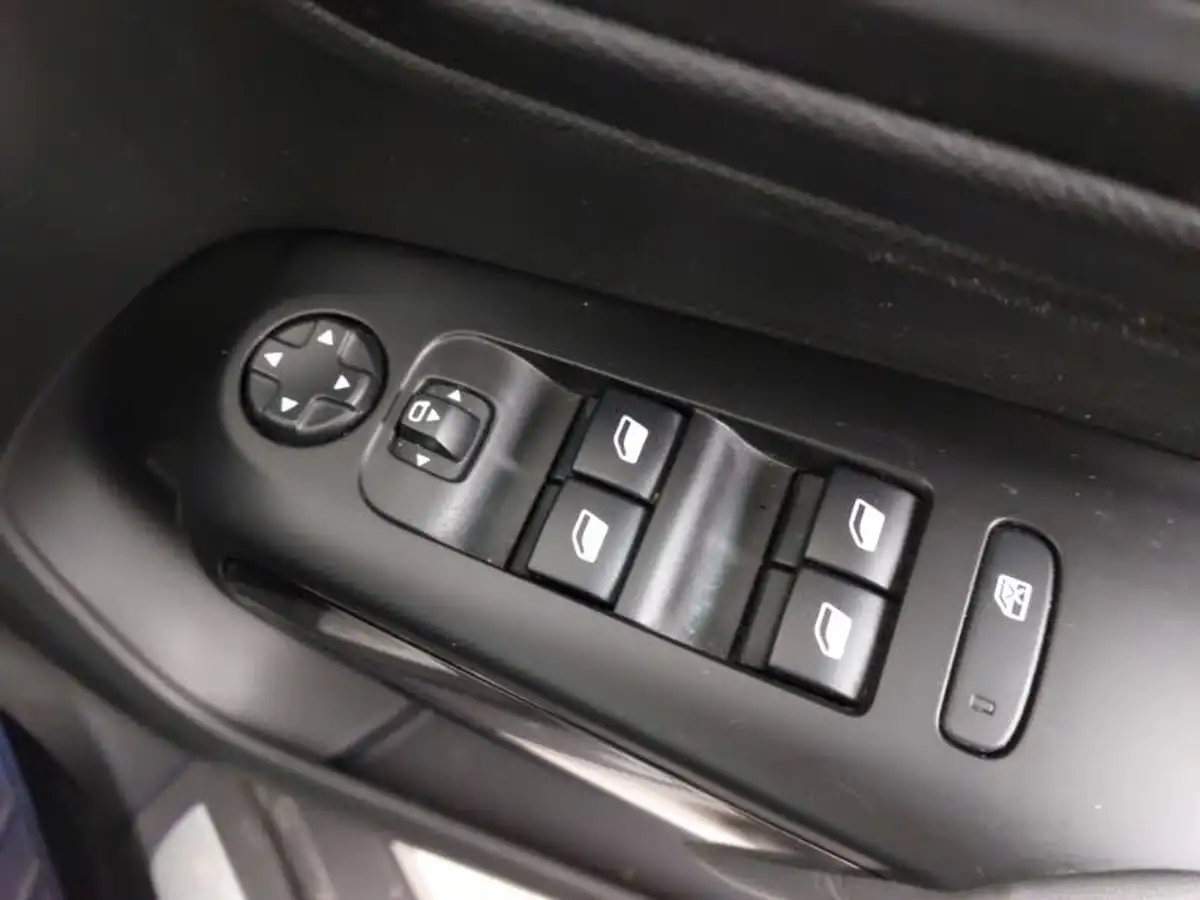 2019-citroen-c5-aircross-15bluehdi-flair-big-10