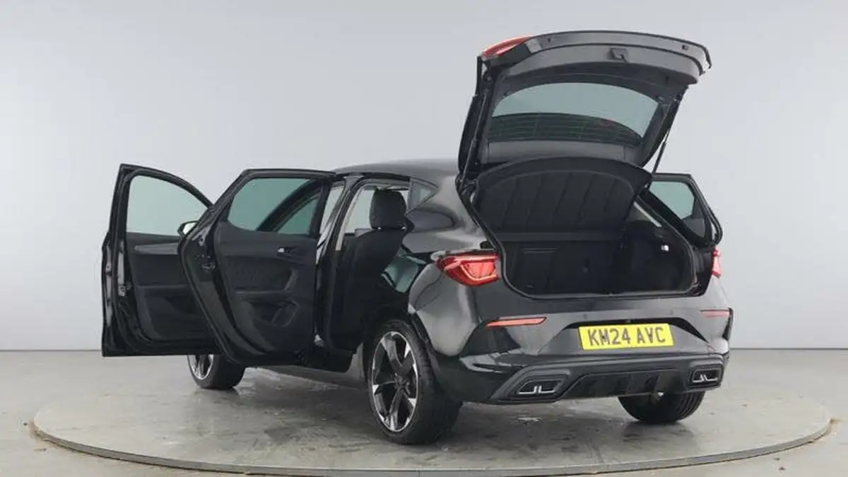 2024-cupra-leon-nf-15-etsi-v1-hatchback-big-10