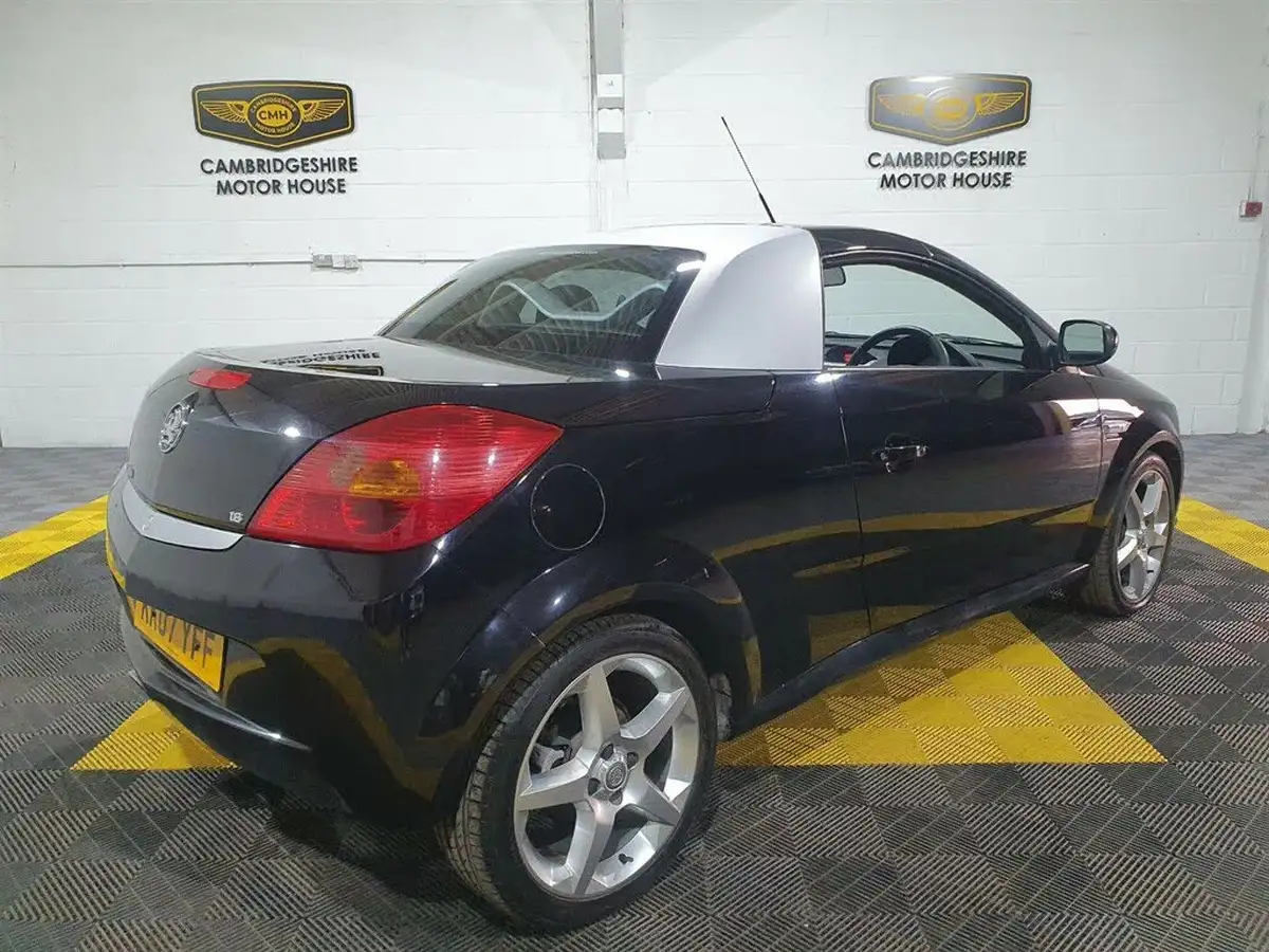 2007-vauxhall-tigra-18-exclusiv-big-9