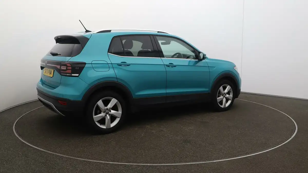 2022-volkswagen-t-cross-10-tsi-sel-dsg-big-43