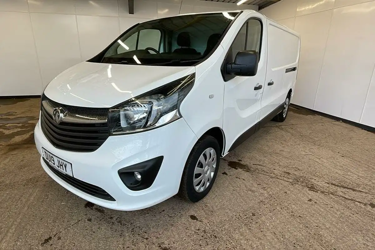2019-vauxhall-vivaro-16cdti-sportive-2900-l2h1-120pseu6-panel-big-2