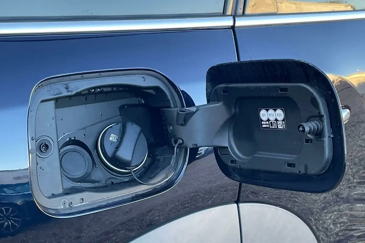 2021-mini-countryman-15-cooper-classic-auto-big-16