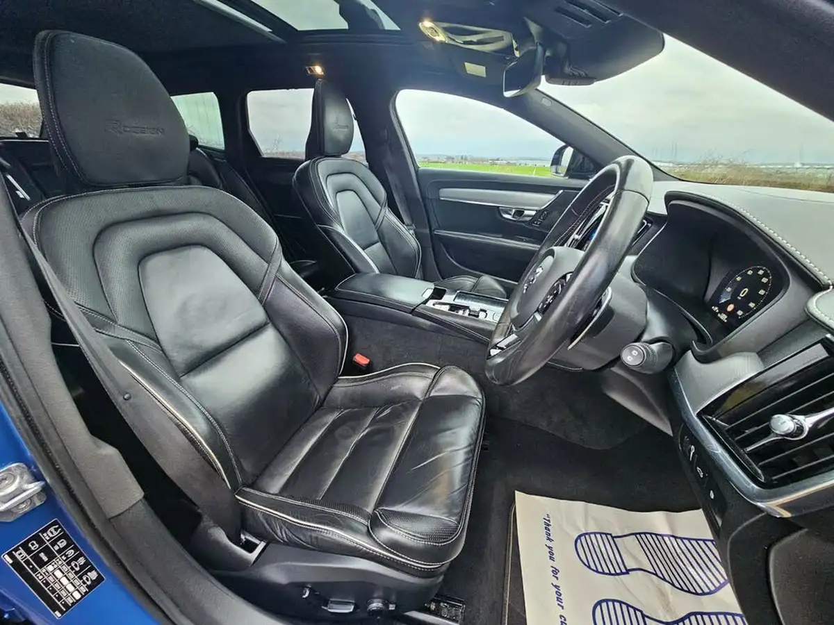 2020-volvo-v90-20-t8-r-design-plus-big-15