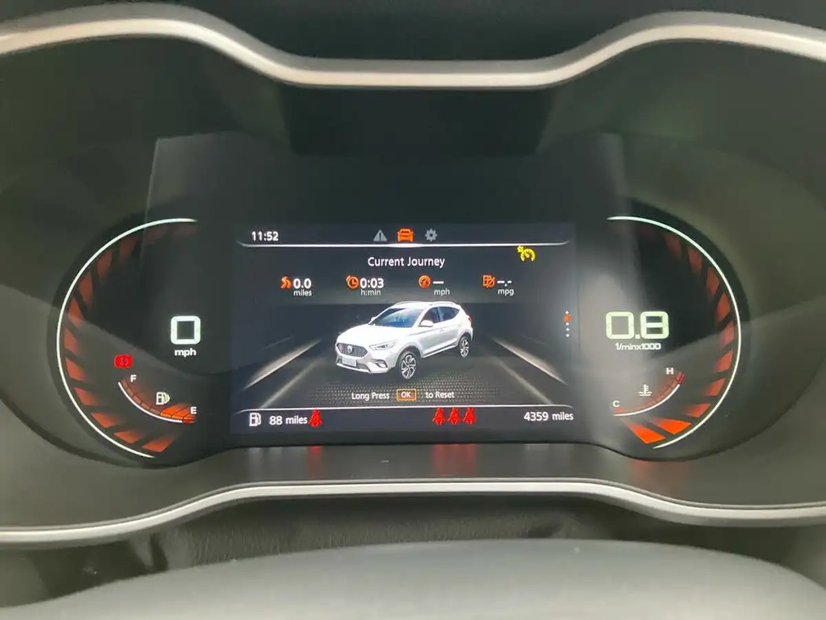 2024-mg-zs-suv-15-vti-tech-exclusive-big-13