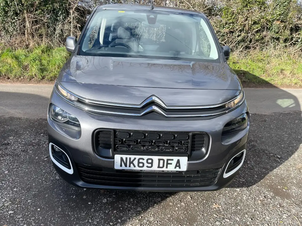 2019-citroen-berlingo-15bluehdi-feel-m-size-130ps-eat8-big-16