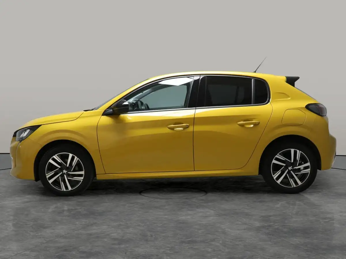 2022-peugeot-208-12-puretech-allure-premium-100bhp-eat8-big-15