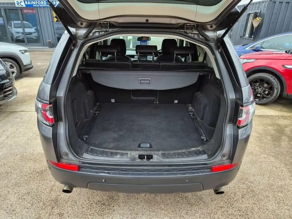 2017-land-rover-discovery-sport-20td4-pure-edition-big-5