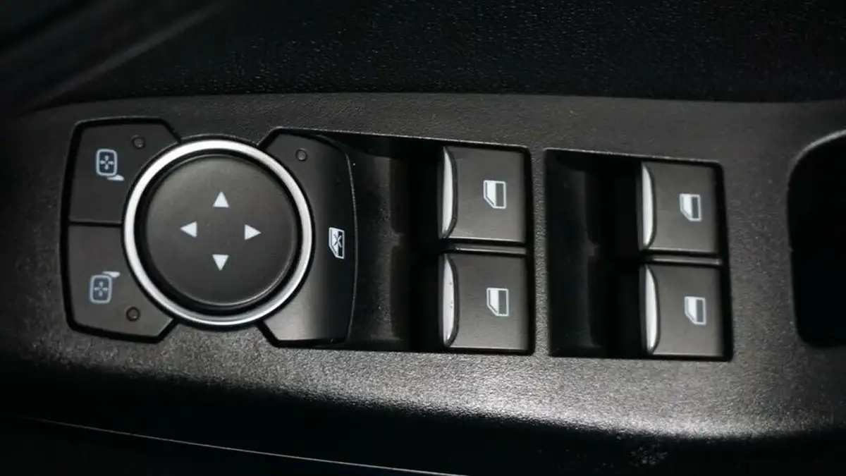 2019-ford-fiesta-11-ti-vct-trend-5d-big-17