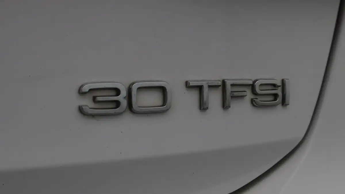 2022-audi-a3-10-30-tfsi-technik-big-23