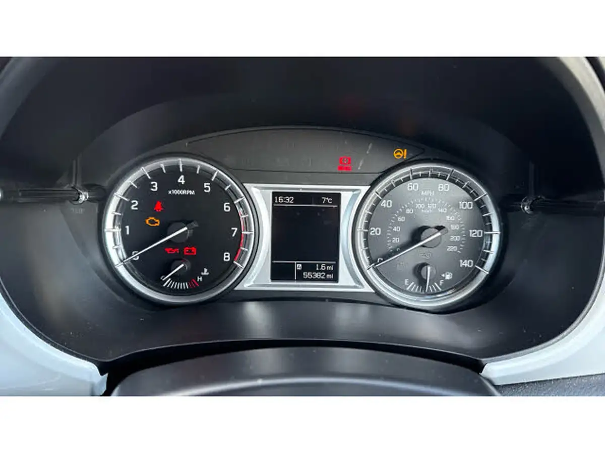2015-suzuki-vitara-16-sz-t-big-17