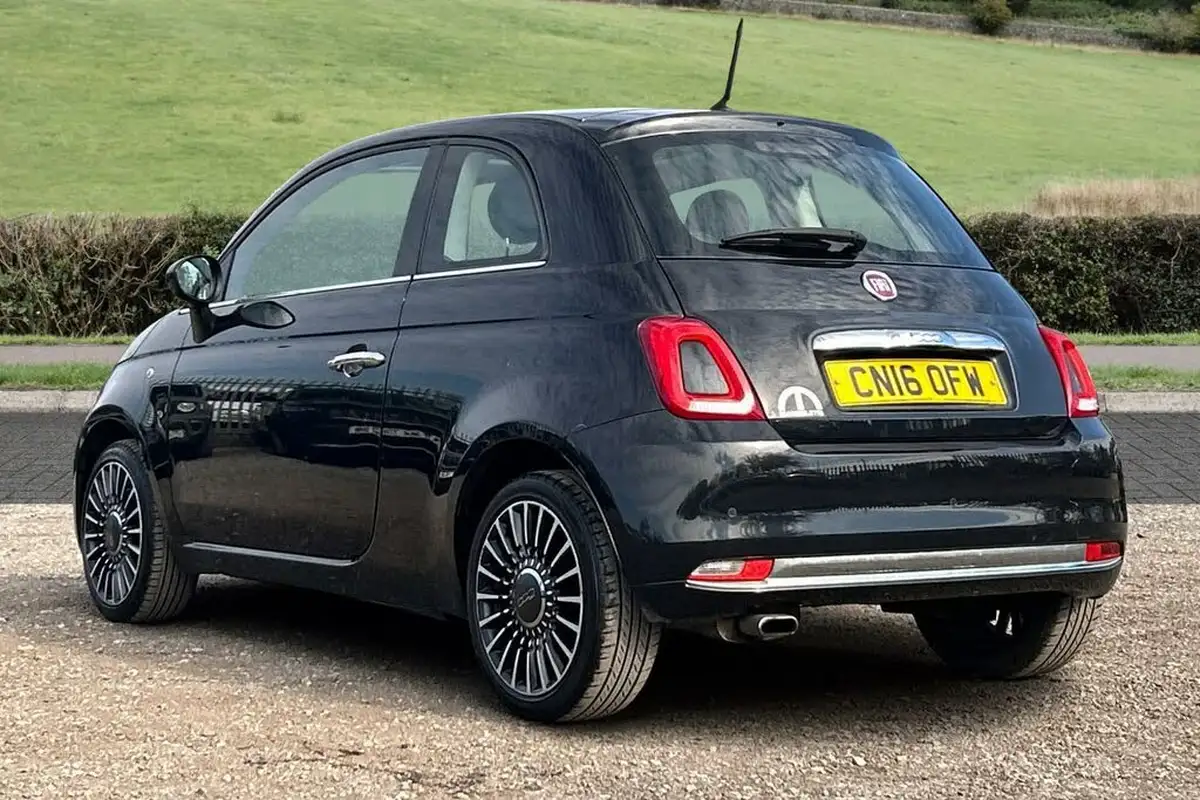 2016-fiat-500-12-lounge-big-2